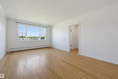 Interior photo 1 of #7 7307 118 ST NW