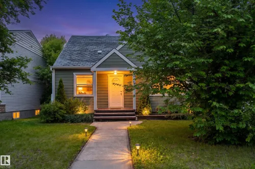 7528 82 AV NW, Edmonton - $375,000
