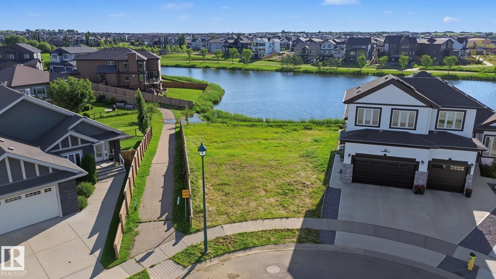 27 LAKESHORE CV, Beaumont - 0 bedroom Vacant Lot/Land for sale