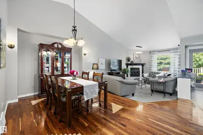Interior photo 2 of 25 NOTTINGHAM CR