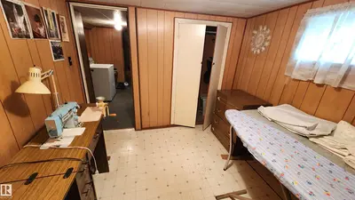 Interior photo 3 of 9522 110 AV NW NW