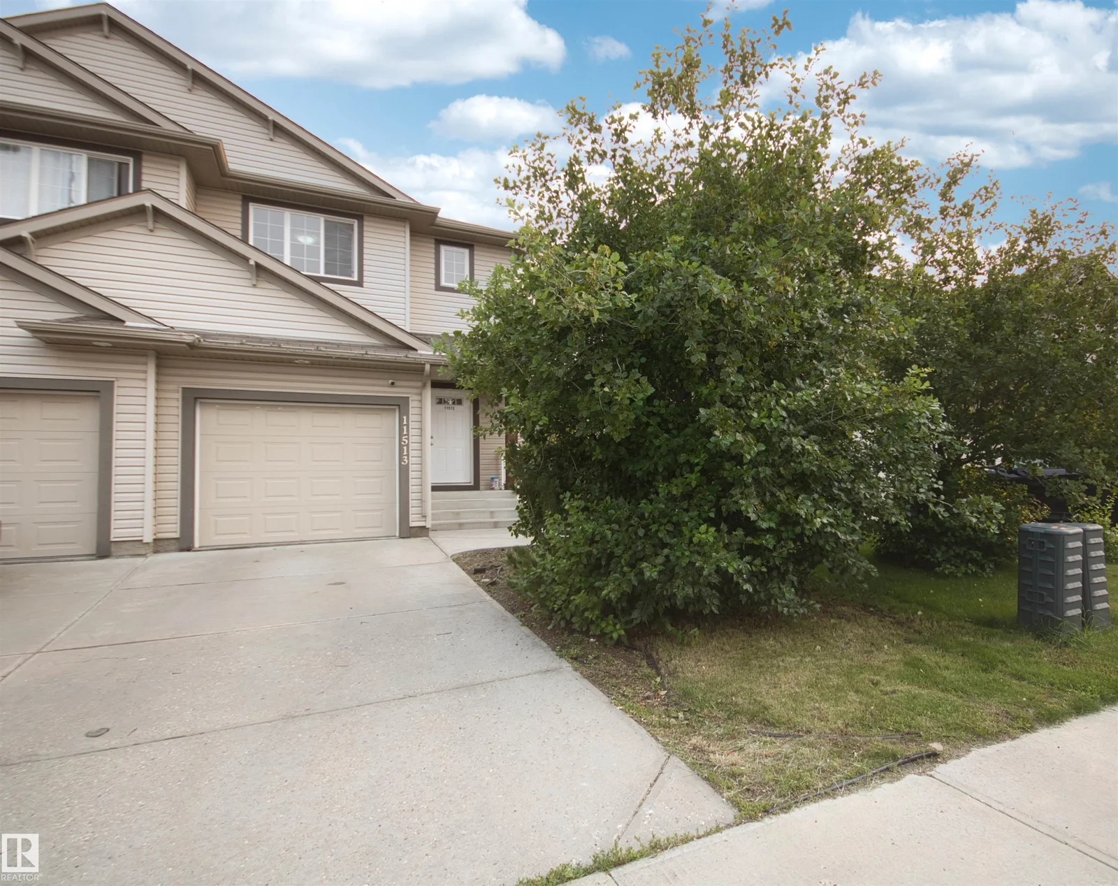 11513 17 AV SW, Edmonton - 3 bedroom Duplex for sale