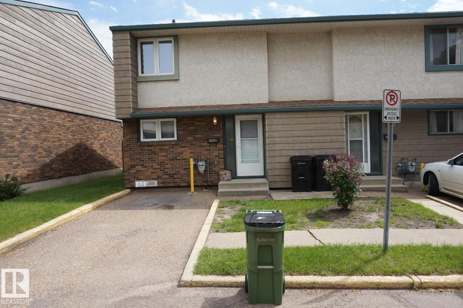 129 ABBOTTSFIELD RD NW, Edmonton - 3 bedroom Townhouse for sale