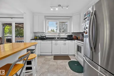 Interior photo 4 of 18509 92A AV NW