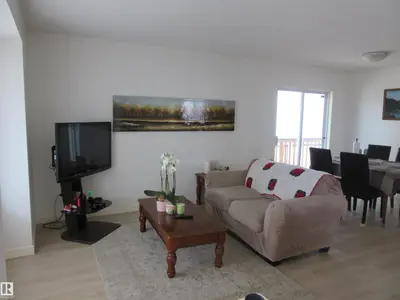 Interior photo 1 of 64 HEATHERGLEN CL