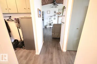 Interior photo 3 of 623 Lakeview Road SKELETON LAKE