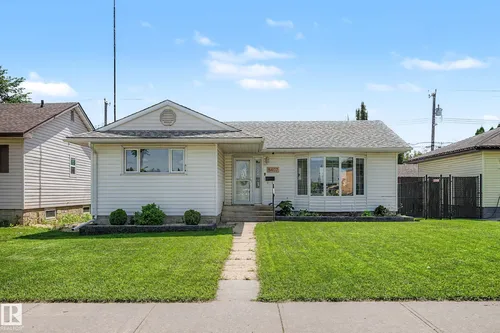 5407 106 AV NW, Edmonton - $529,900