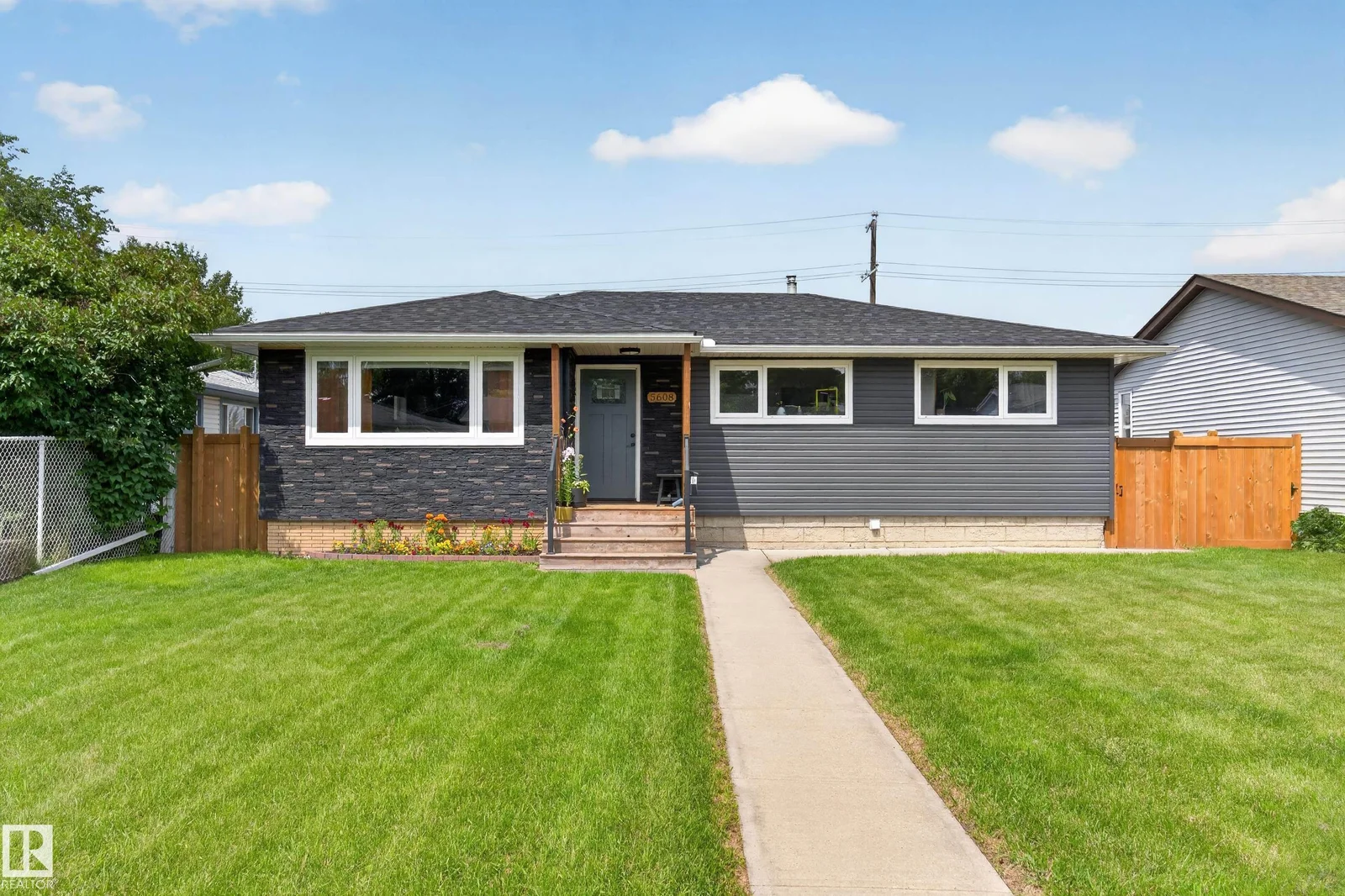 5608 101A AV NW, Edmonton - 3 bedroom Detached Single Family for sale