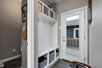Interior photo 4 of 3417 WEIDLE WY SW
