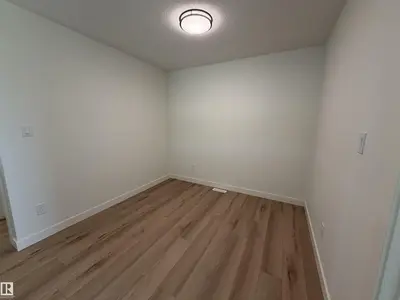 Interior photo 4 of 115 Pierwyck Loop