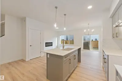 Interior photo 3 of 2503 194 ST NW