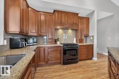 Interior photo 3 of 57314 RGE ROAD 255