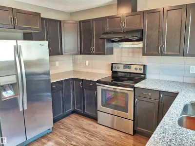 Interior photo 2 of #23 1508 105 ST NW