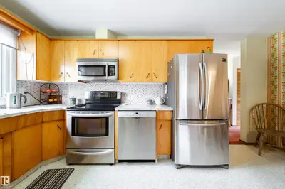 Interior photo 2 of 4328 116 ST NW NW