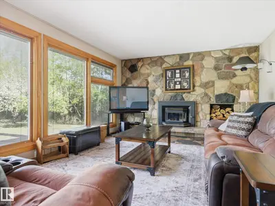 Interior photo 3 of 51408 RGE ROAD 224