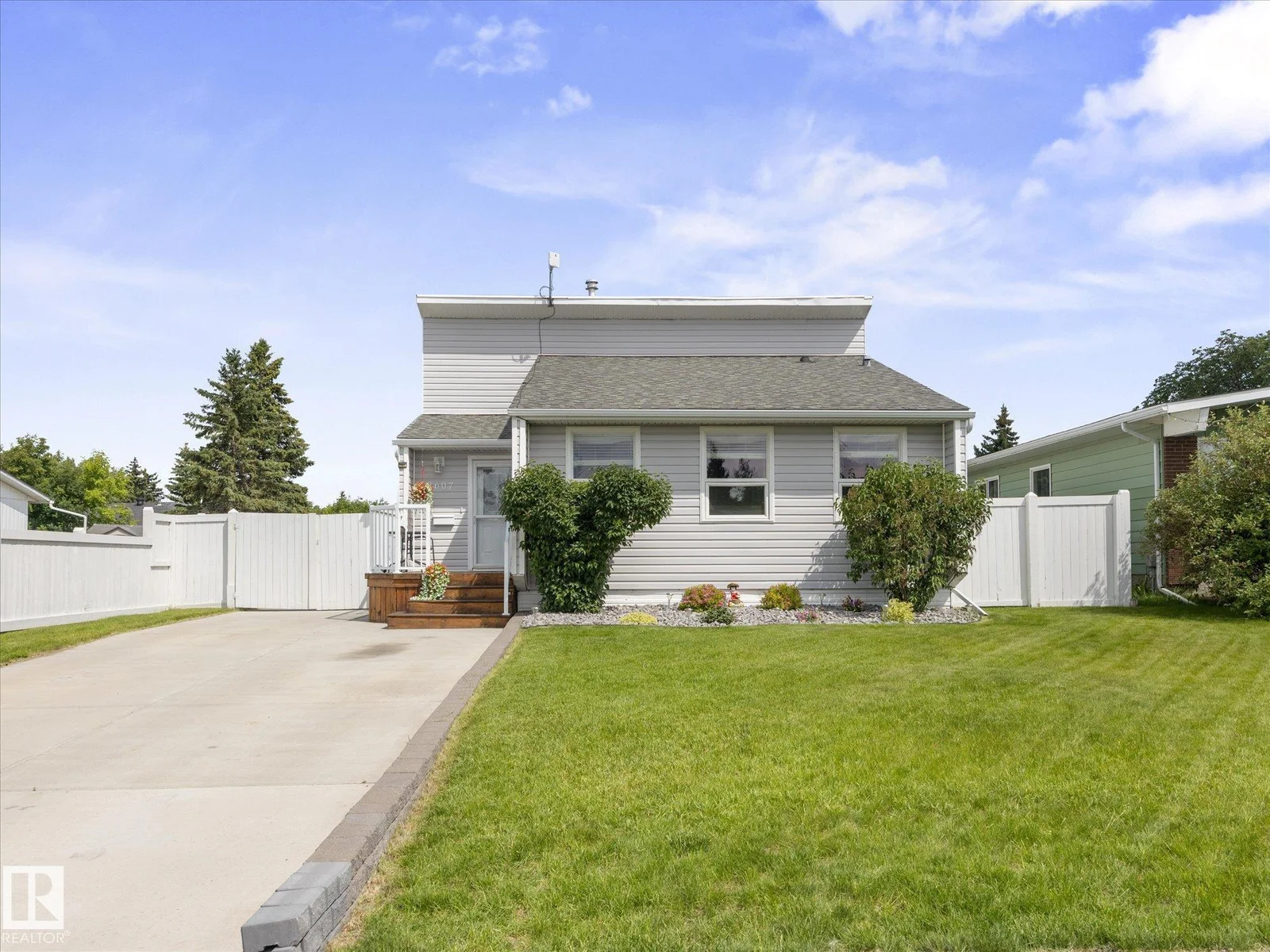 3607 42 ST, Leduc - 2 bedroom Detached Single Family for sale