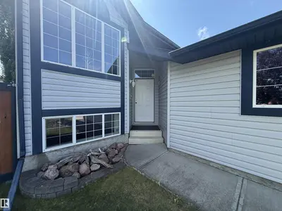 Interior photo 1 of 25 Heatherglen CR
