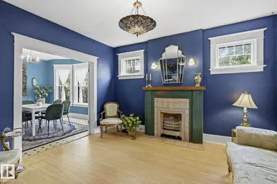 Interior photo 4 of 11254 95A ST NW