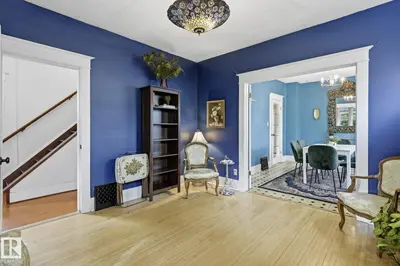 Interior photo 3 of 11254 95A ST NW