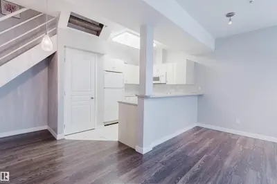 Interior photo 3 of #202 10939 82 AV NW