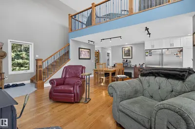 Interior photo 2 of 31 51423 Range Road 202