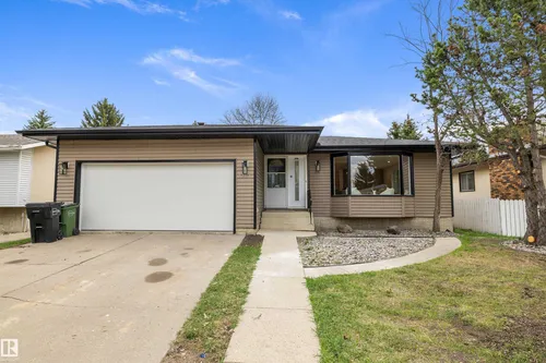 3515 105B ST NW, Edmonton - $575,000