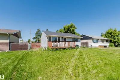 Interior photo 1 of 9606 163 ST NW