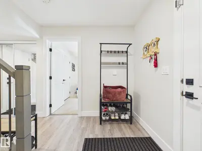 Interior photo 2 of #11 230 EDGEMONT RD NW