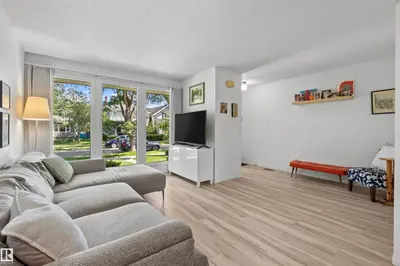 Interior photo 3 of 10940 123 ST NW