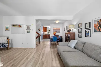 Interior photo 4 of 10940 123 ST NW