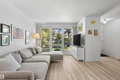 Interior photo 2 of 10940 123 ST NW