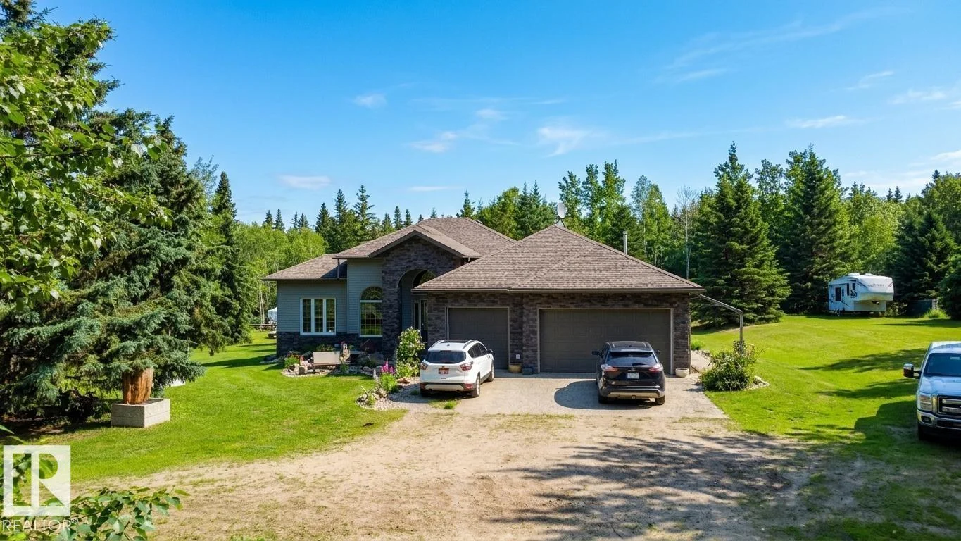 #9 Pinebrook Estates, Rural Thorhild County - 4 bedroom Detached Single Family for sale