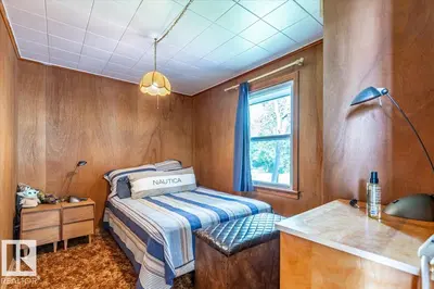 Interior photo 2 of 59 Beach Ave