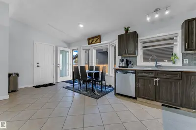 Interior photo 2 of 1316 35 ST NW