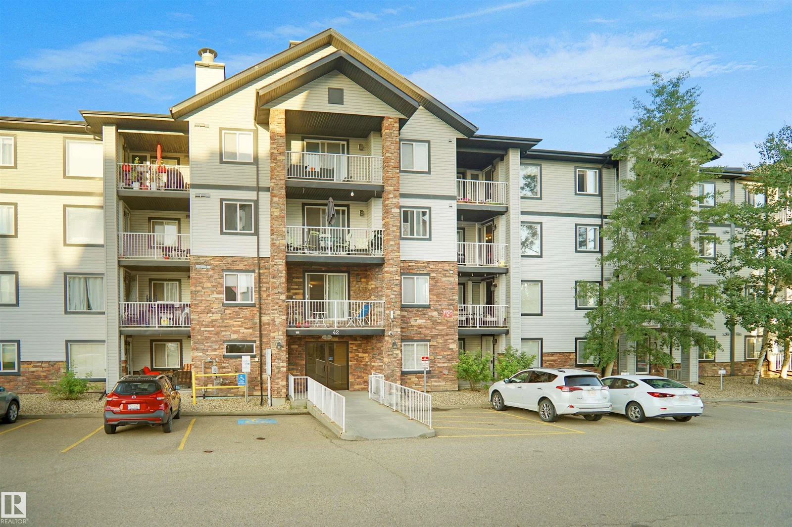 #215 42 SUMMERWOOD BV, Sherwood Park - 2 bedroom Apartment for sale