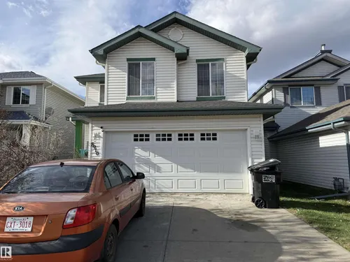 8910 7 AV SW, Edmonton - $549,000