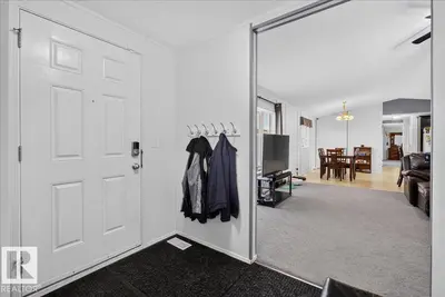 Interior photo 1 of 1073 Aspen Drive East