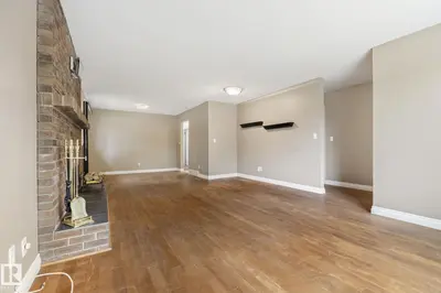 Interior photo 2 of 