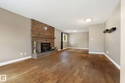 Interior photo 3 of 45 WHITEHALL CR