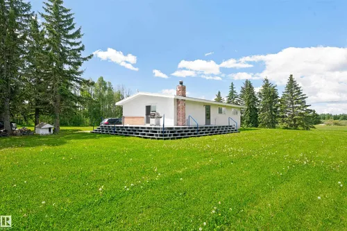 53416 RR 100, Rural Yellowhead - $450,000