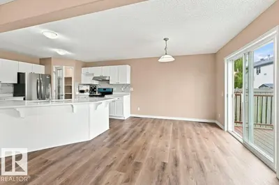 Interior photo 2 of 2811 33 ST NW