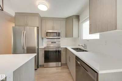Interior photo 4 of 13112 90 ST NW