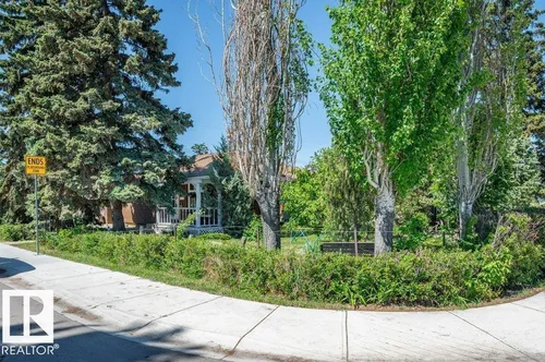 9304 128A AV NW, Edmonton - $464,999