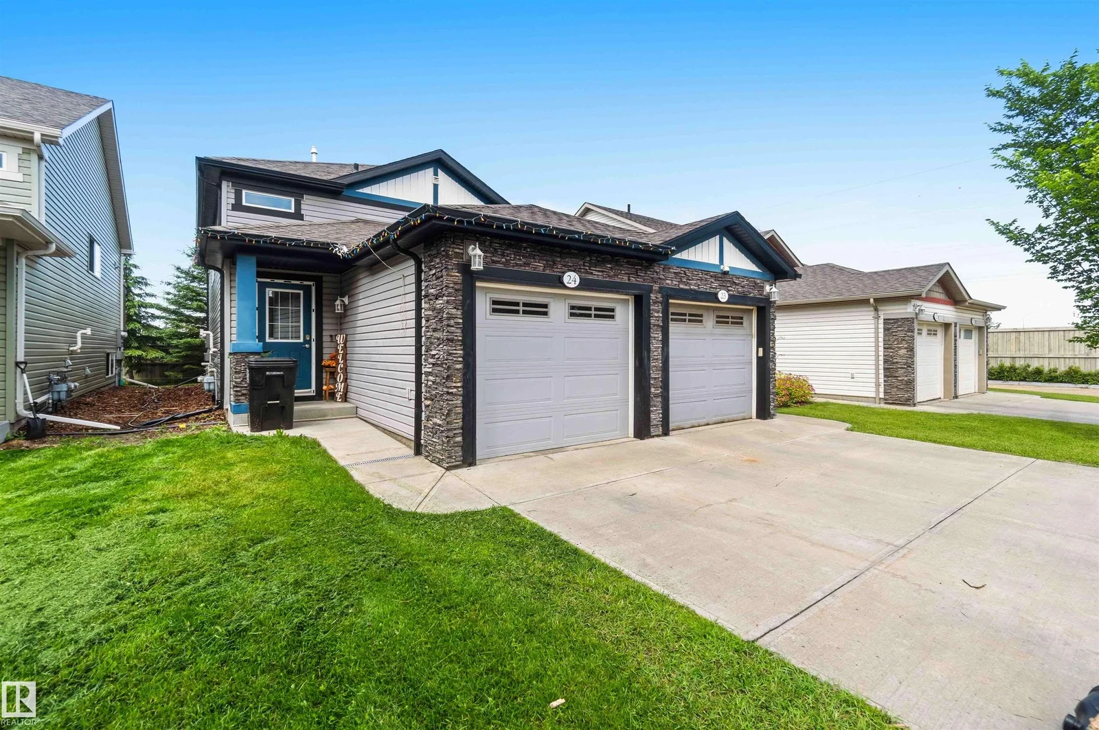 #24 6520 2 AV SW, Edmonton - 3 bedroom Duplex for sale