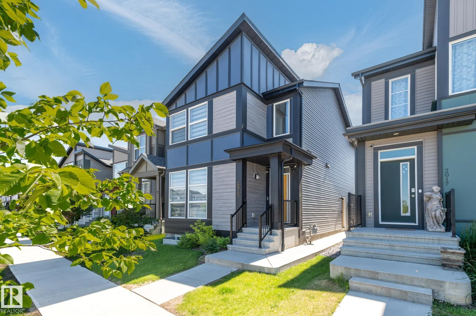 2015 DESROCHERS DR SW, Edmonton - 6 bedroom Detached Single Family for sale