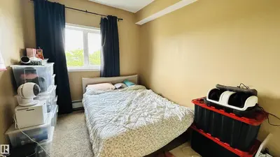 Interior photo 4 of #211 5302 51 ST