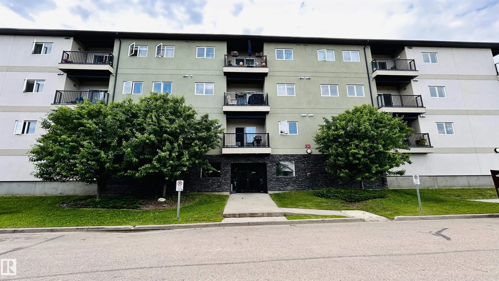 #211 5302 51 ST, Bonnyville Town - 2 bedroom Apartment for sale