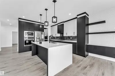 Interior photo 4 of 9 SOUTHBRIDGE CRT