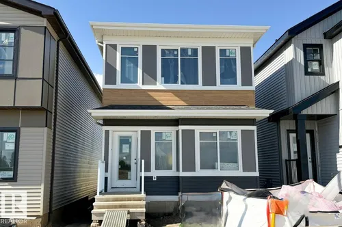 2744 7 AV SW, Edmonton - $472,389