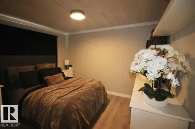 Interior photo 2 of 306 Perch Close